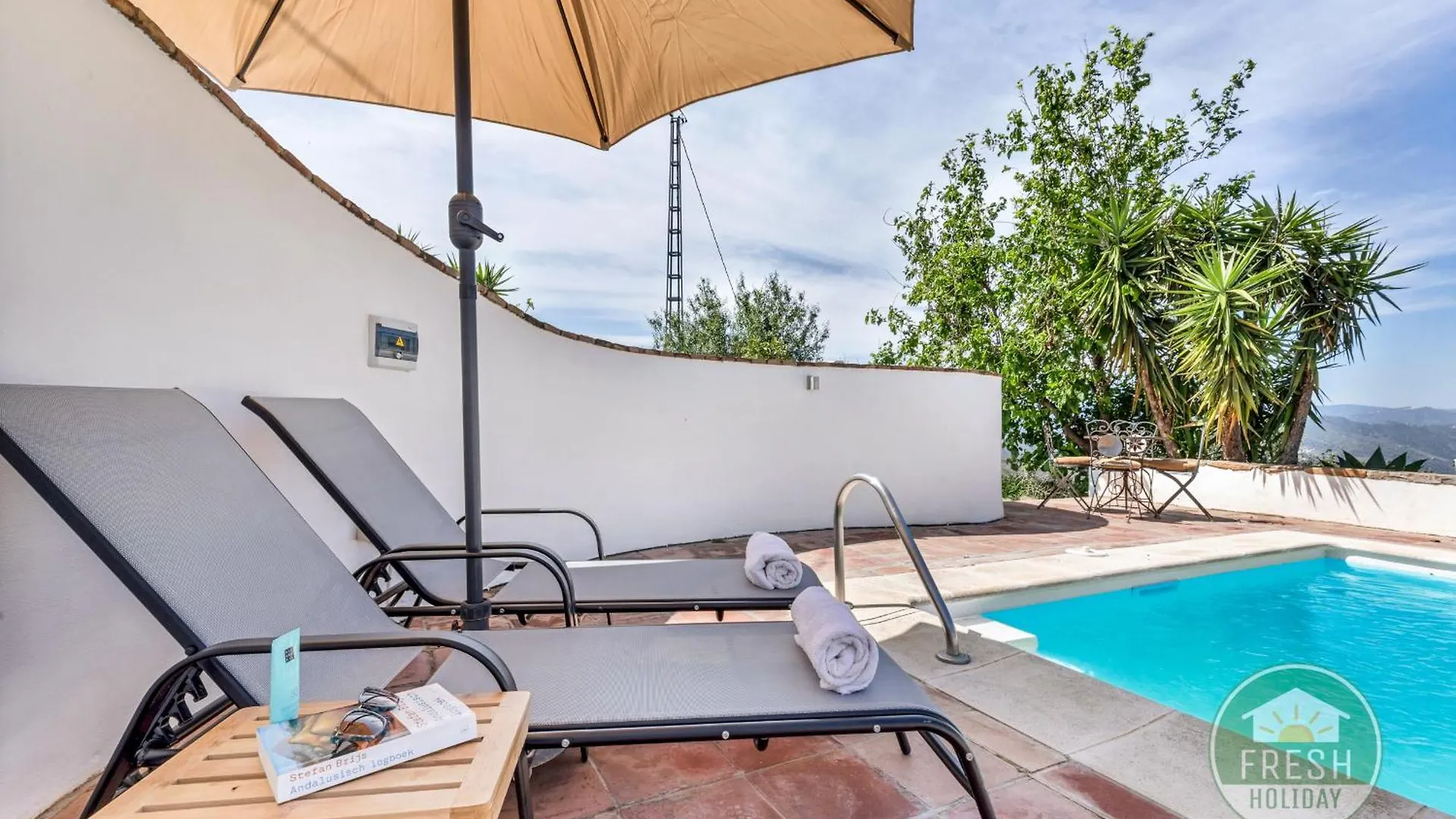 Finca Clara - Private And Remote Family Villa Rubite  Spain