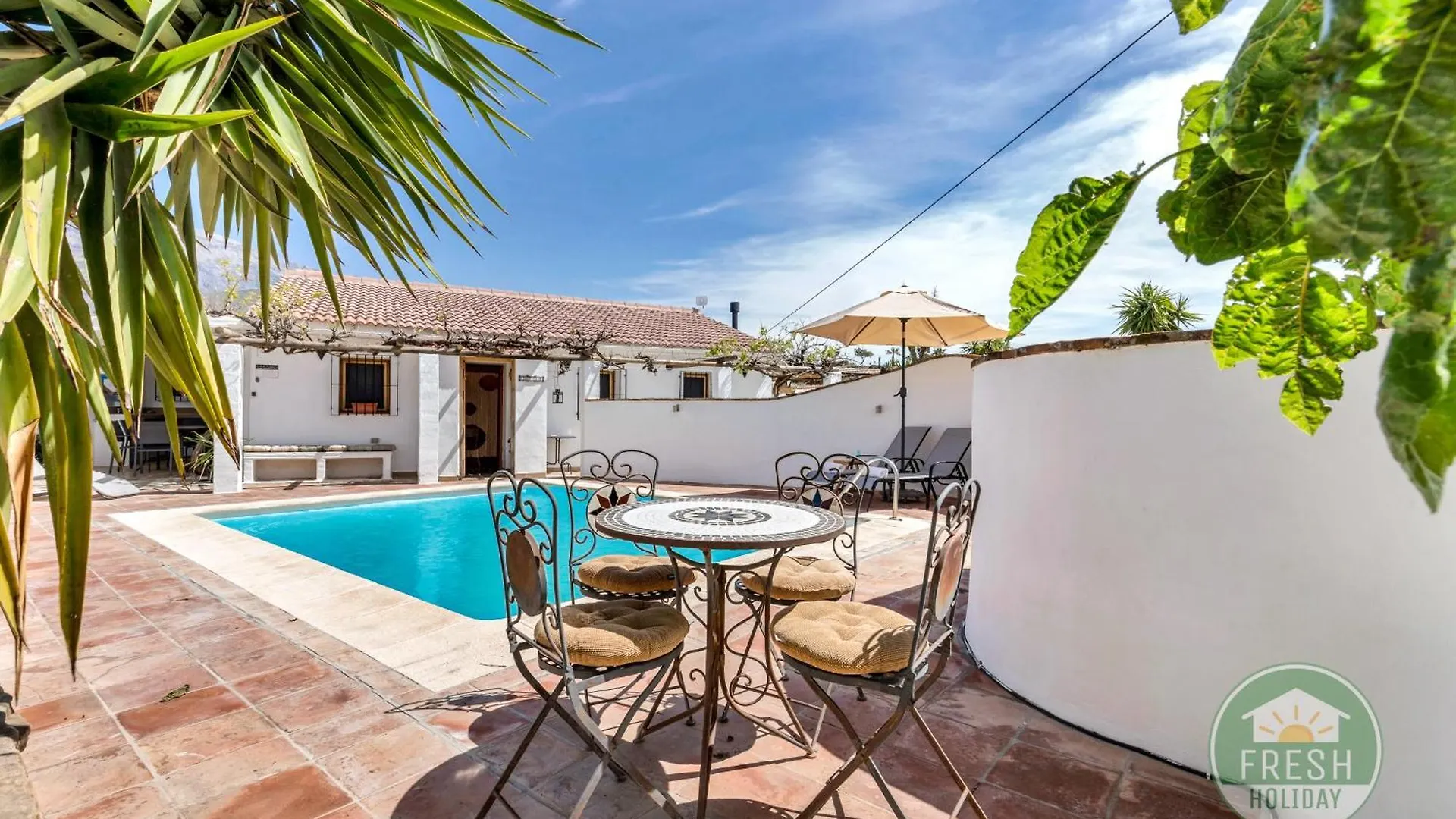 Finca Clara - Private And Remote Family Villa Rubite