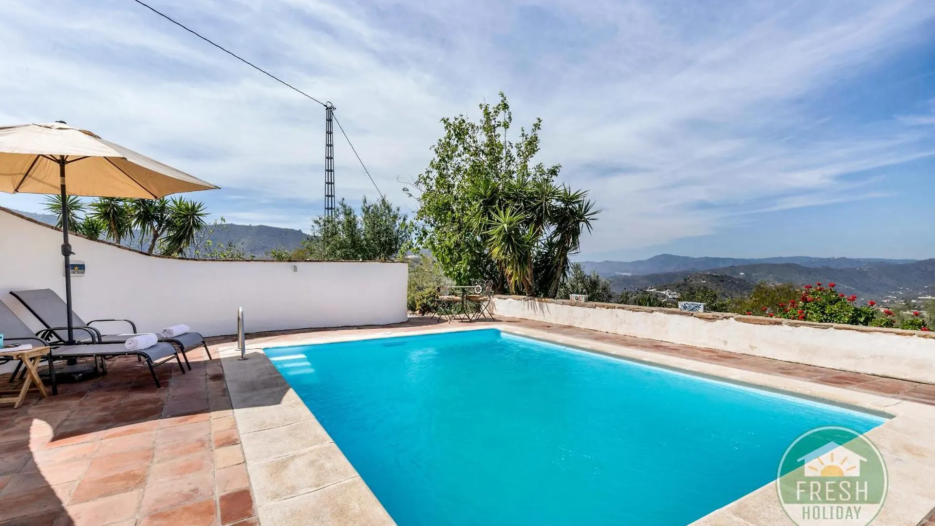 Finca Clara - Private And Remote Family Villa Rubite