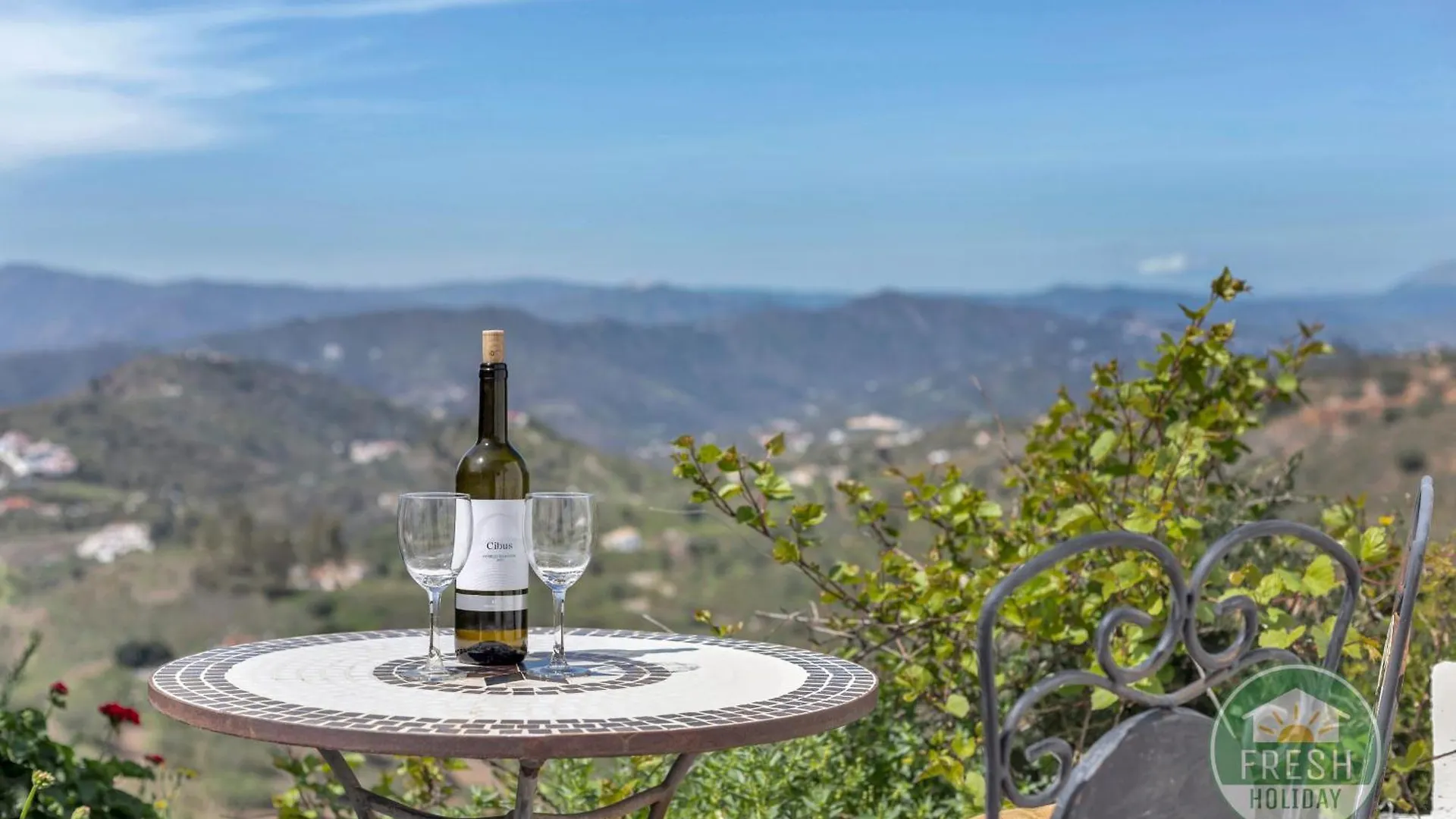 Finca Clara - Private And Remote Family Villa Rubite
